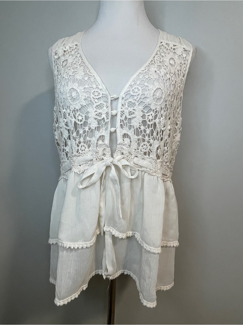 Adiva Crochet Tie-Front Tunic in Cream